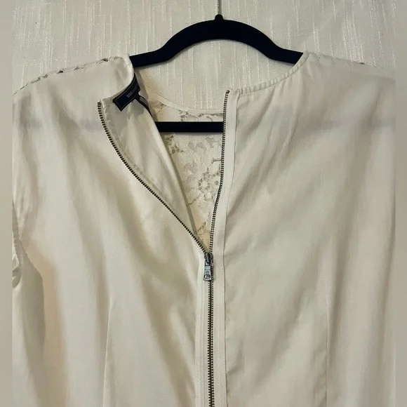 BCBG MaxAzria Lace Top - Picture 6 of 8